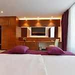 Neptun Hotel 3*